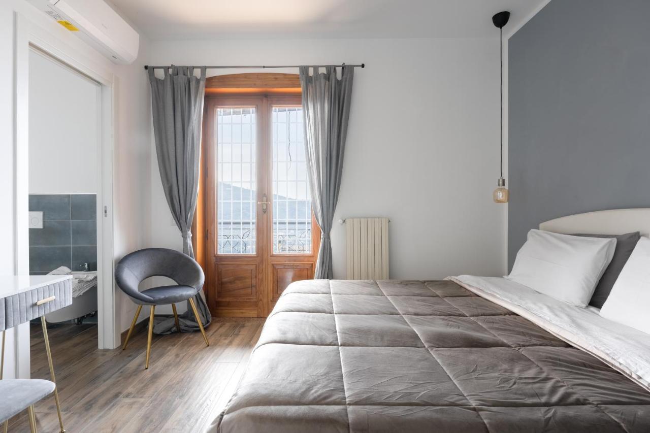 Seascape - Noemi'S Rooms Vico Equense Kültér fotó
